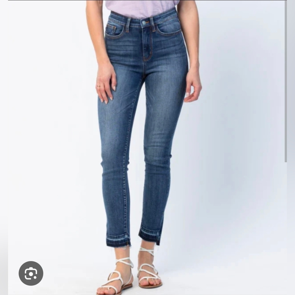 ❤️ JUDY BLUE HIGH RISE "ALL THE THINGS" RELEASED HEM SIDE SLIT SKINNY JEANS 16W